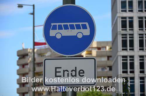 Großaufnahme Vorschriftzeichen Bereich Linienomnibusse Ende