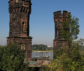 Neuss Alte Eisenbahnbrücke