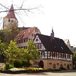 Freiberg am Neckar, Altes Rathaus mit altem 