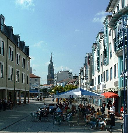 Blick über den Petrusplatz Neu-Ulm