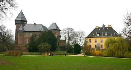 Burg Linn mit angrenzendem Jagdschlösschen