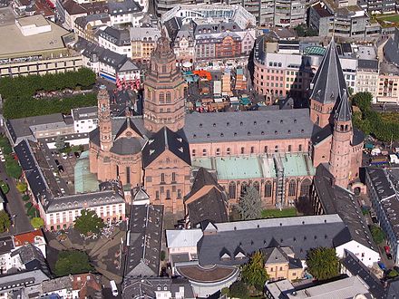 Der Hohe Dom zu Mainz