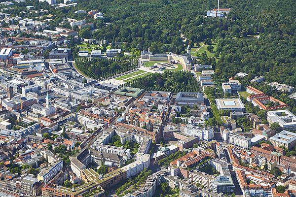 Karlsruher Schloss und Fächerstadt