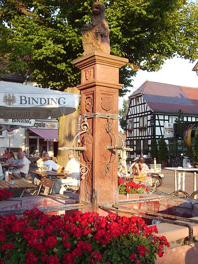 Langen Vierröhrenbrunnen