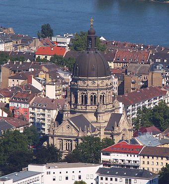 Luftbild der Christuskirche zu Mainz